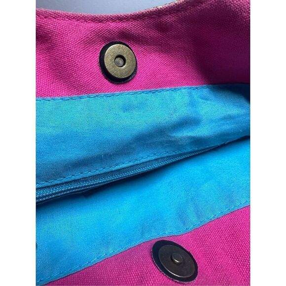 Laurel Burch Colorful Wild Cats Foil Medium Scoop Tote - Picture 15 of 15